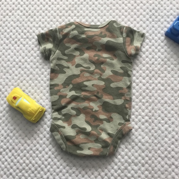 MILITARY NEWBORN BUNDLE NWOT - Picture 5 of 8